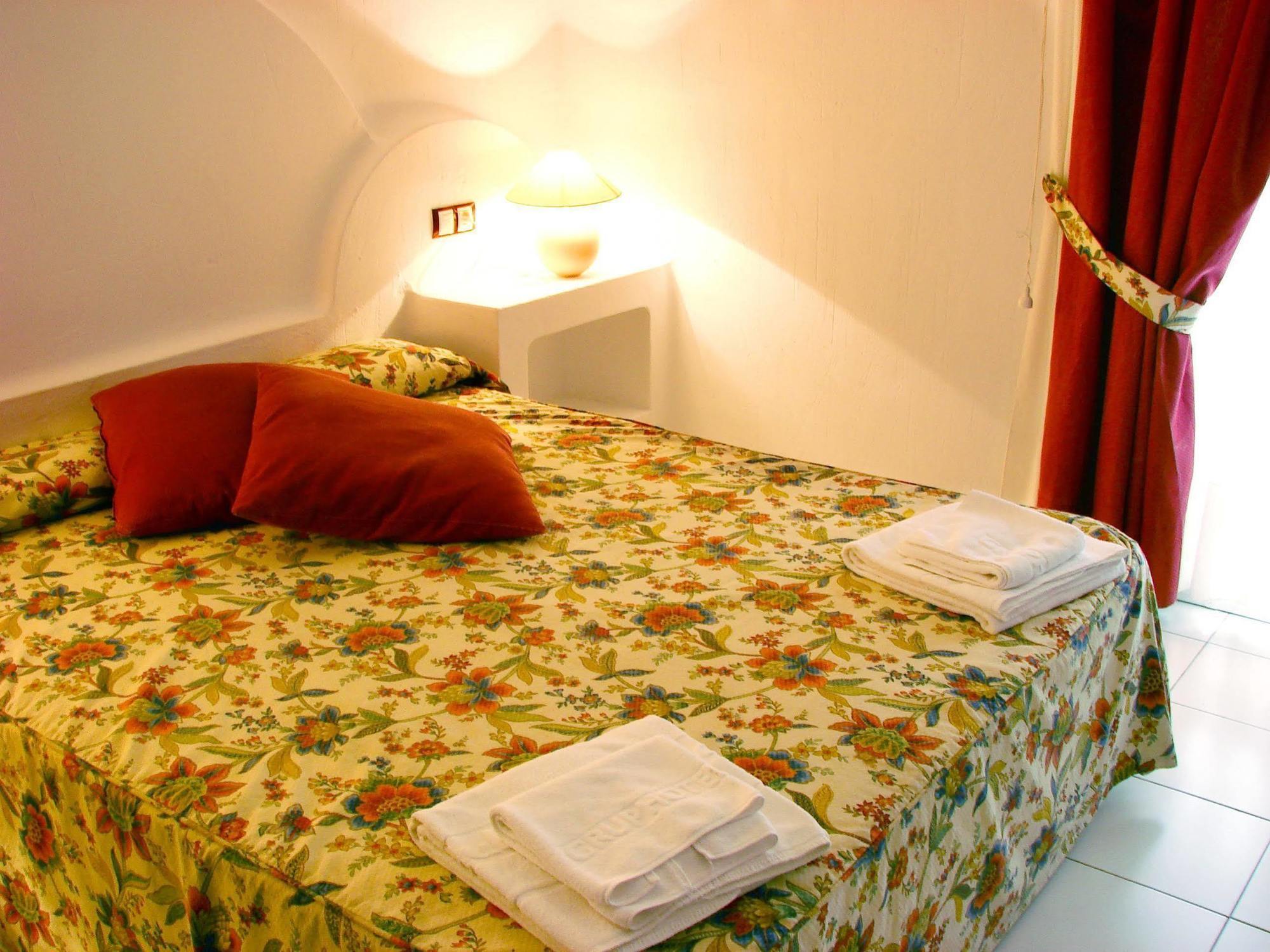 Ona Aldea Del Mar Aparthotel Torrevieja Room photo